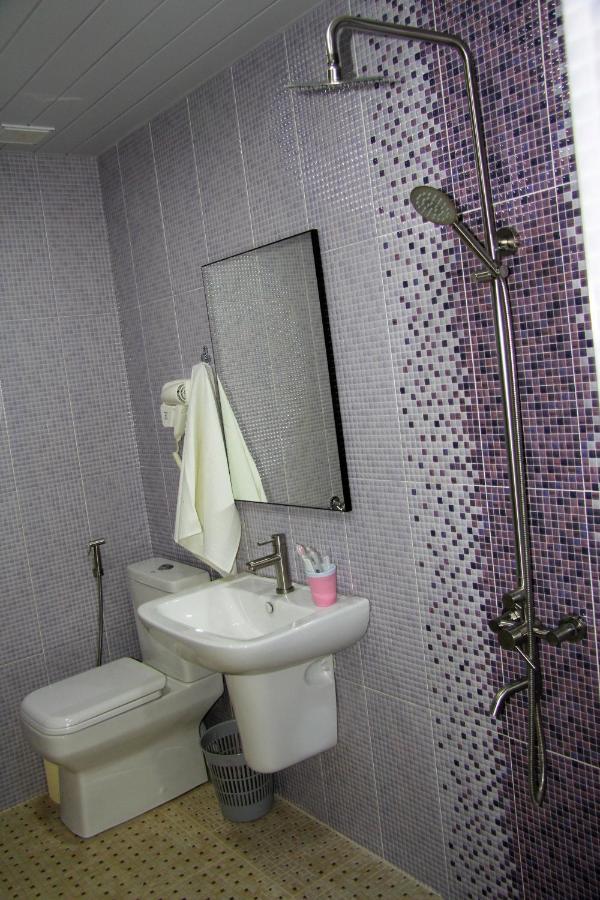 Nice Hotel Jereván Kültér fotó